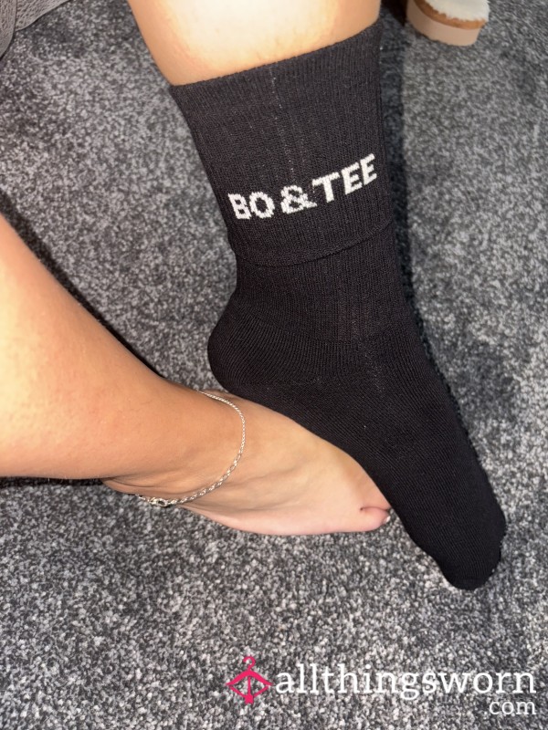 BLACK BO & TEE SOCKS 👣