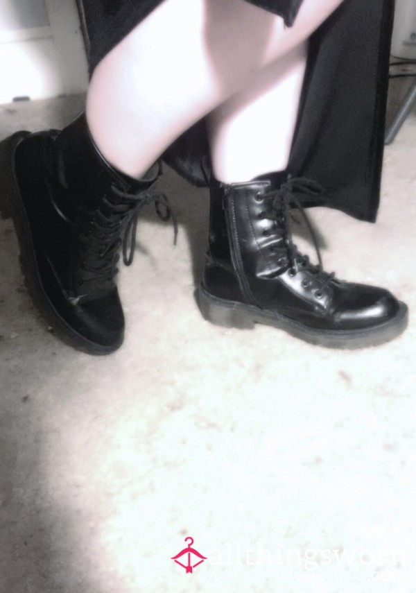 Black Boots 🖤🖤