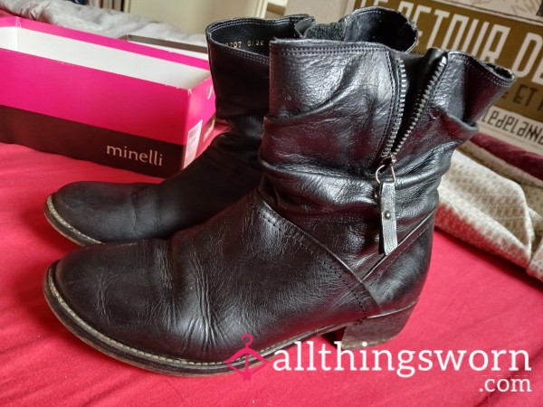 Black Boots