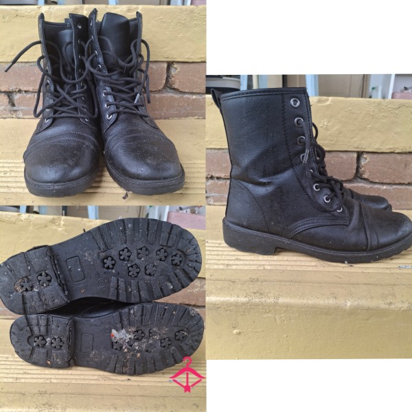 Black Boots