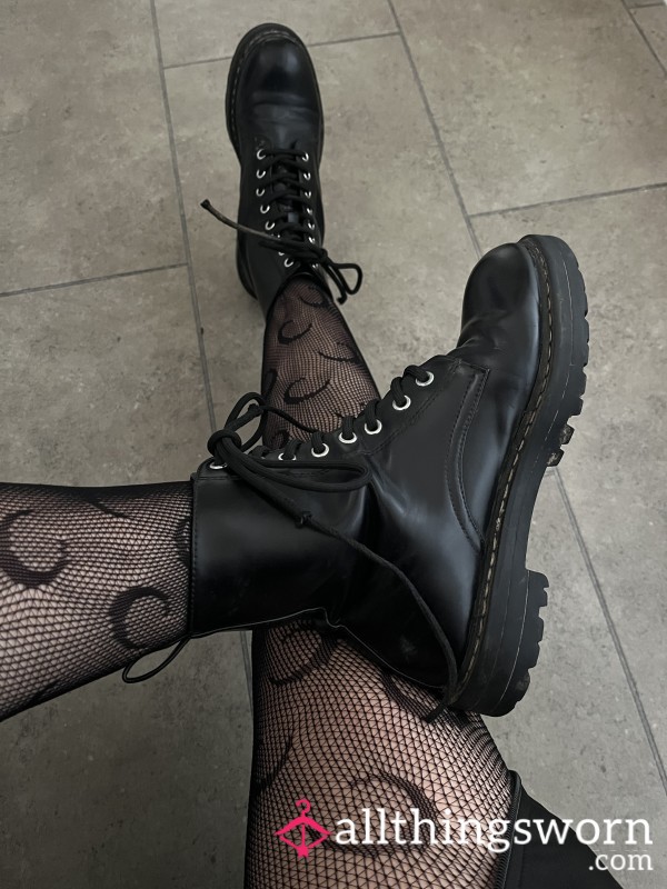 Black Boots