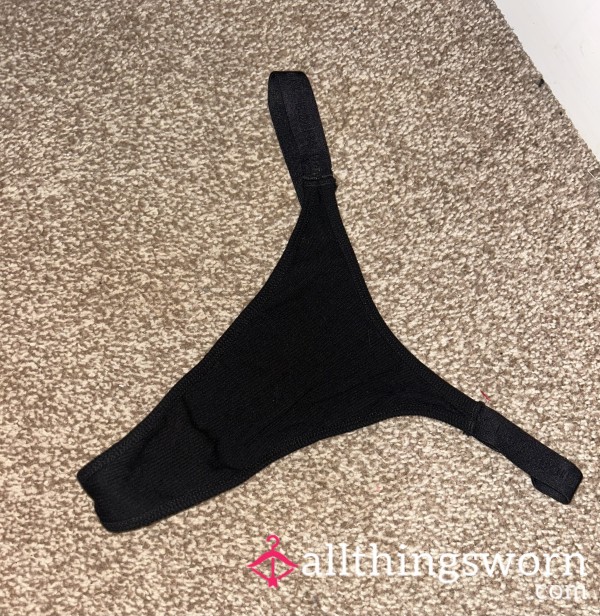 Black Boux Avenue Thongs