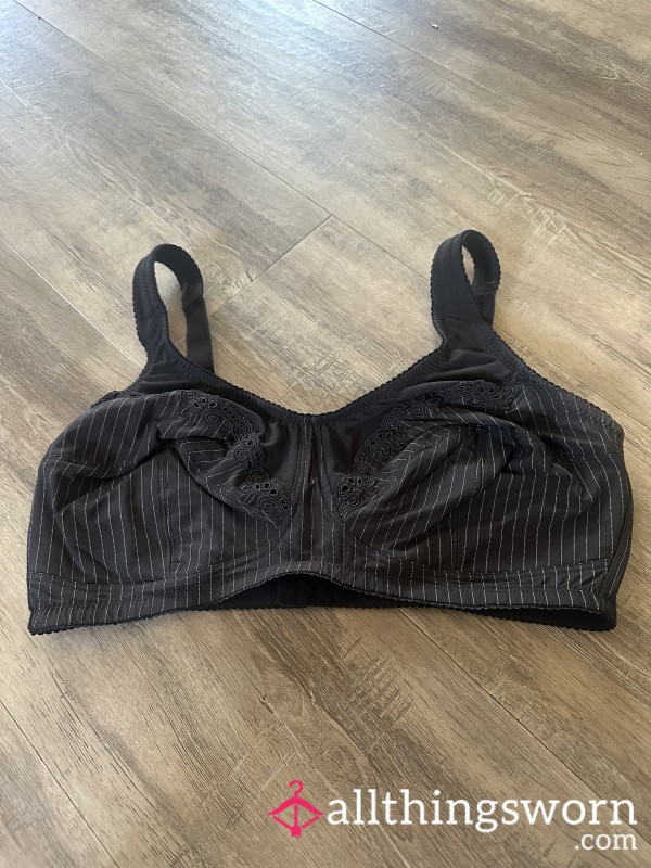 Black Bra Pinstripes 42G