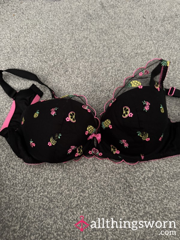 Black Bra With Fruit Embroidery (36F) 🍓🍍🍌