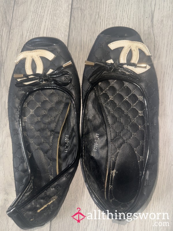 Black Chanel Flats – Cla**y, Filthy & Addictive