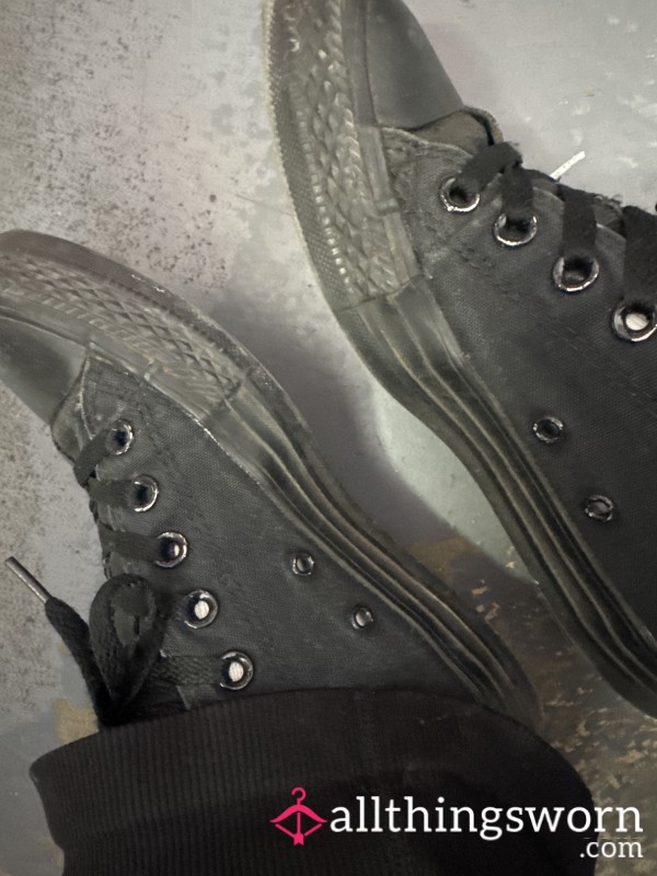 Black Converse , 🇬🇧s**y Size 6 , Well Worn For Over 2 Years In All Weathers