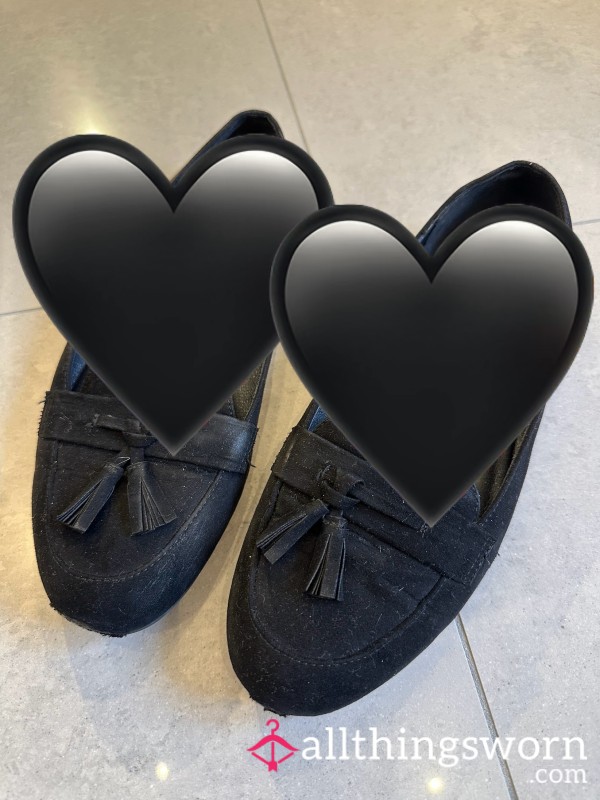 Black Crusty Worn Out Ballet Flats