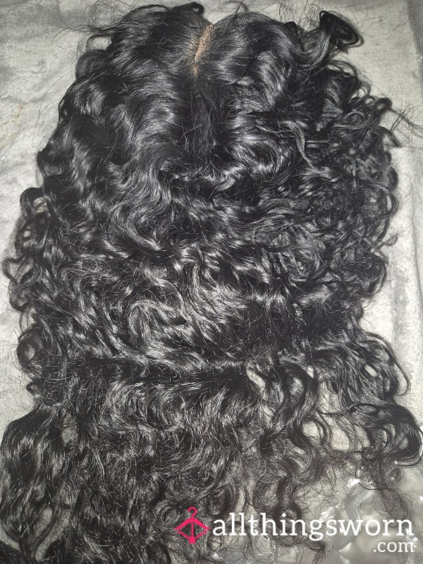 Black Curly Wig