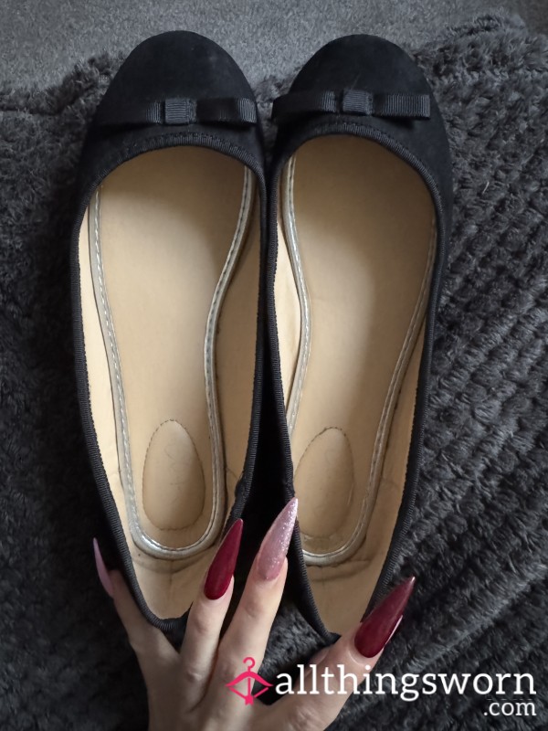 Black Dolly Flats