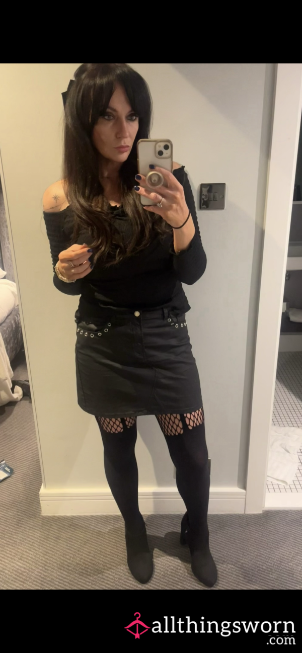 Black Fishnet Suspender Tights