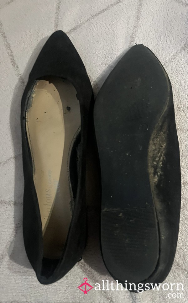 Black Flats, My Daily Shoes Filled With My Daily Scent