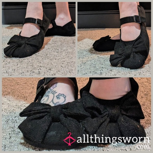 Black Flats-cute Bow Detail-lightly Worn And Scented