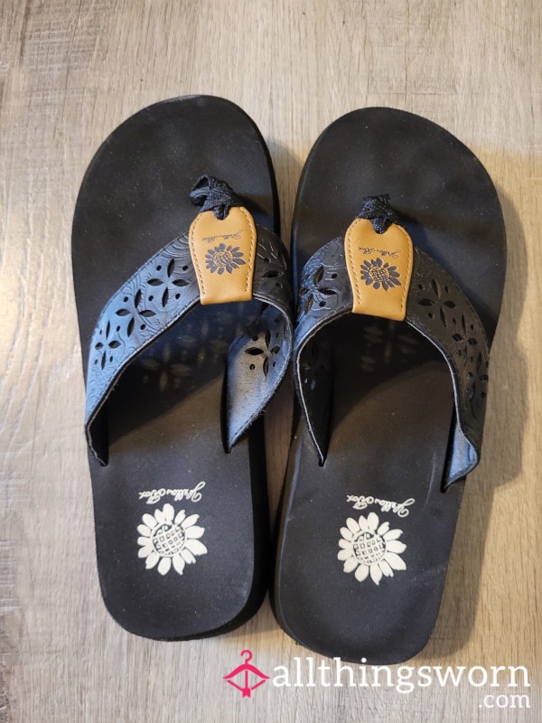 Black Flip Flops