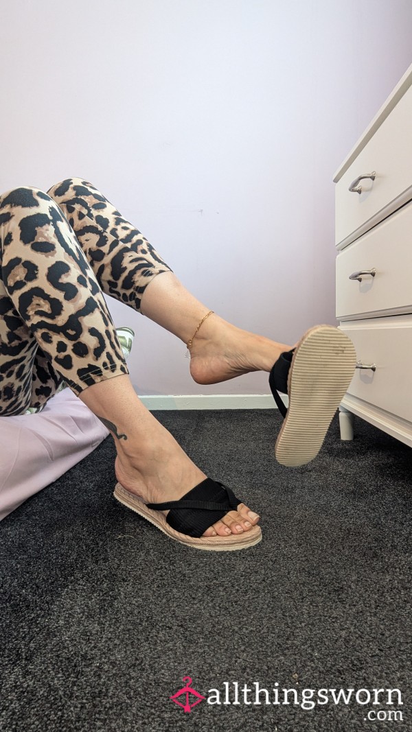 Black Flipflops