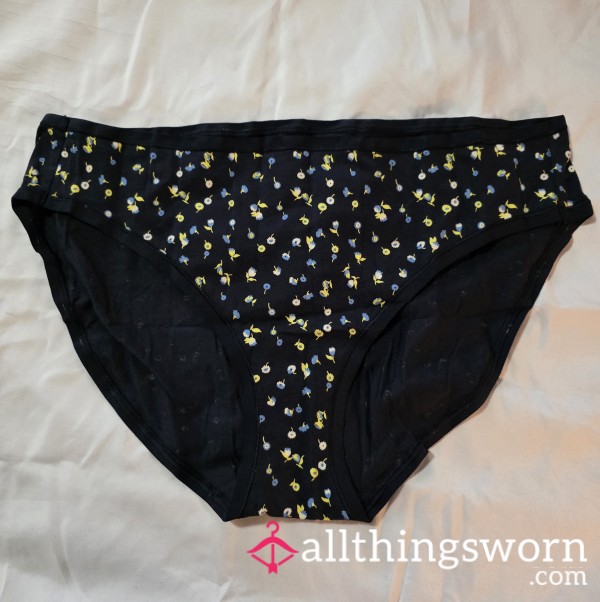 Black Flower Full Back