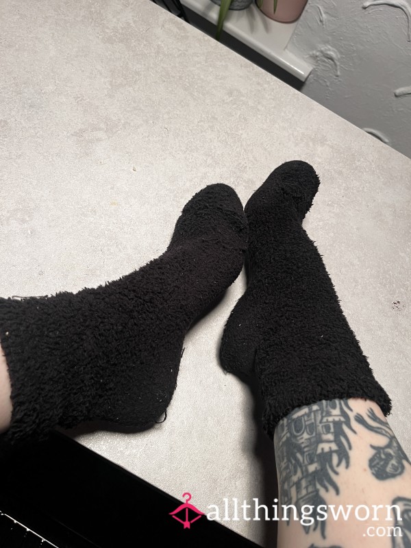 Black Fluffy Socks🖤