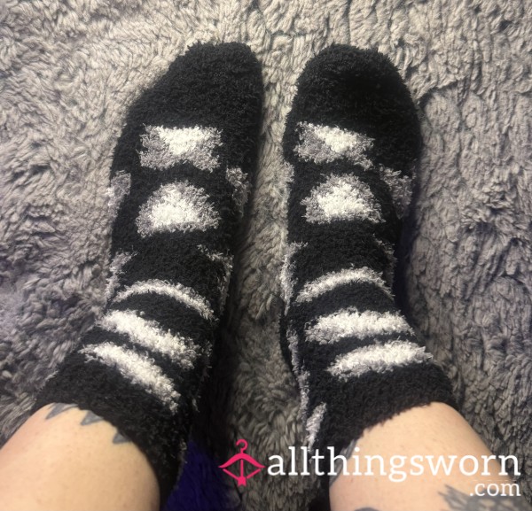 Black Fluffy Warm Leopard Print Socks