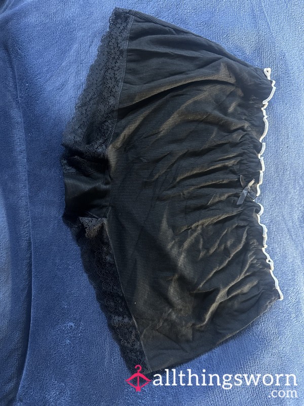 Black Frilly Ribbed Panties (size2xl)