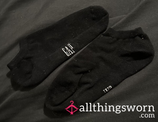Black GAP Ankle Socks