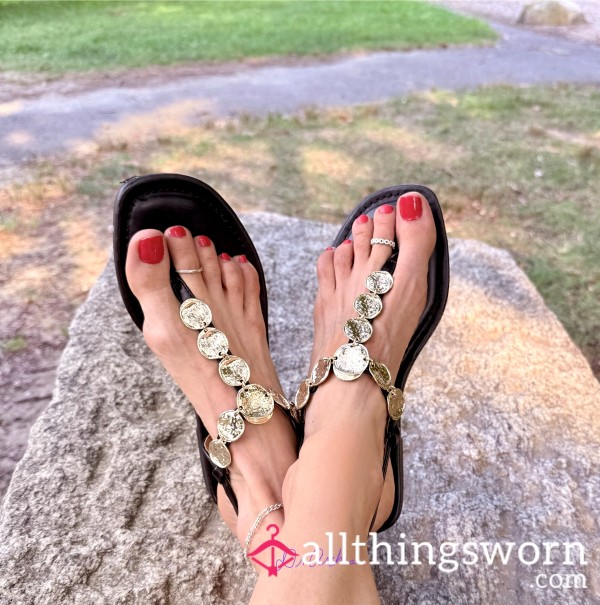 Black & Gold Coin Detail Thongs