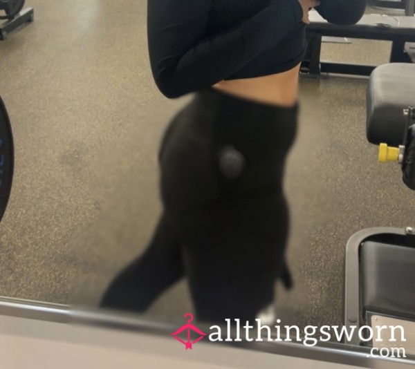 Well Worm Fabletics Black Gym Leggings, Deeply Scented.