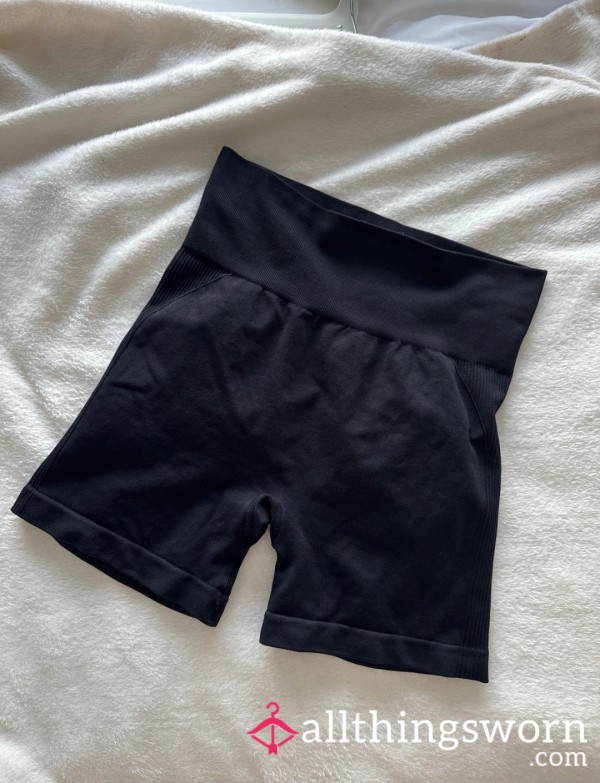 BLACK GYM SHORTS 🏋️‍♀️ Booty Shaping
