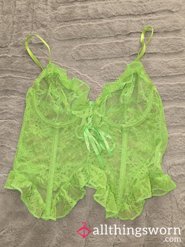S**y Green Lace Top