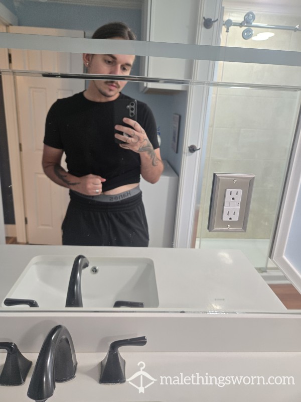 Black Hanes Boxer Briefs