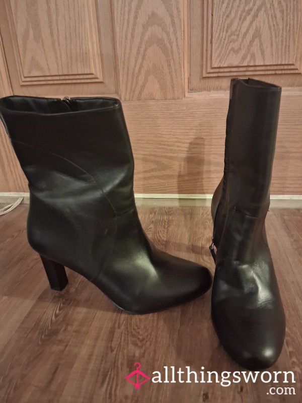 Black Heeled Boots Size 10
