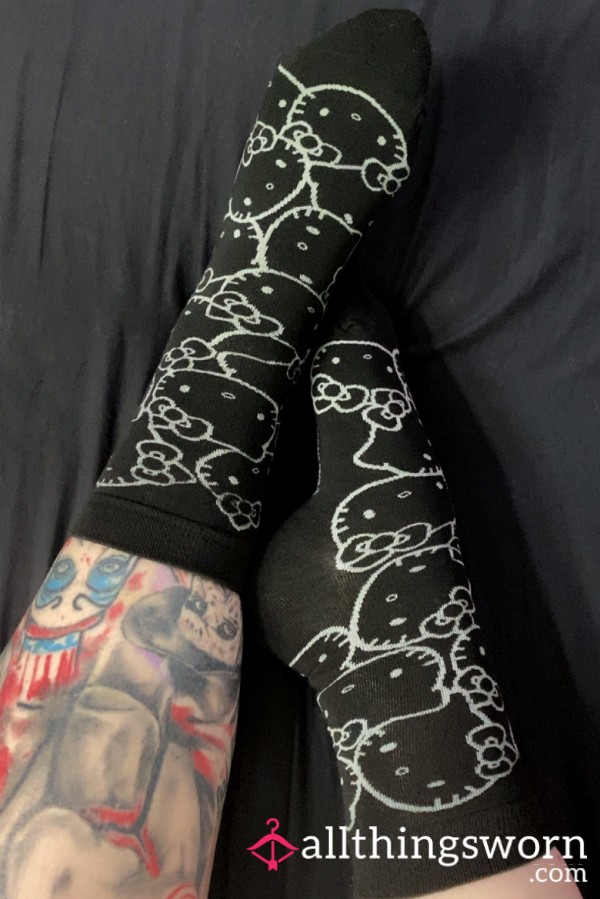 Black Hello Kitty Socks 🖤
