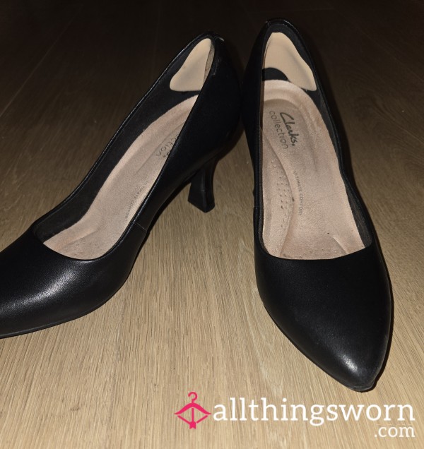 Black High Heel Pump