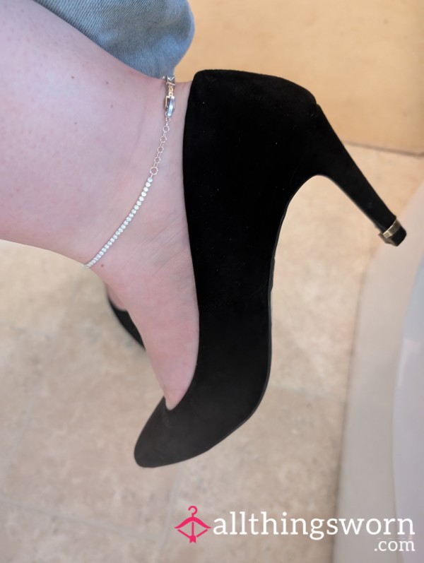 Black High Heels 👠