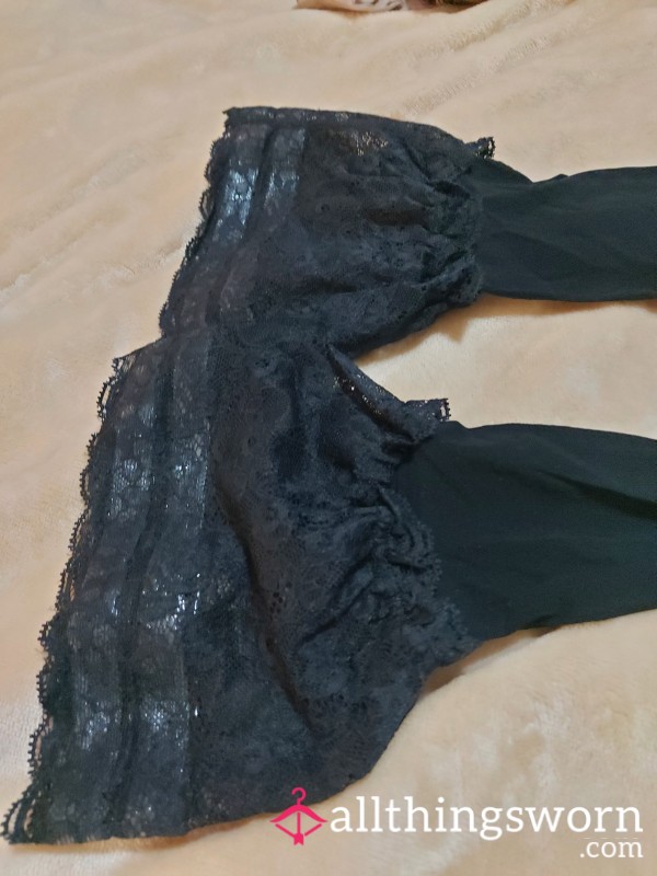 BLACK HOLD UPS WORN