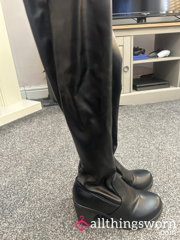Black Knee High Boots – Worn Leather Boots