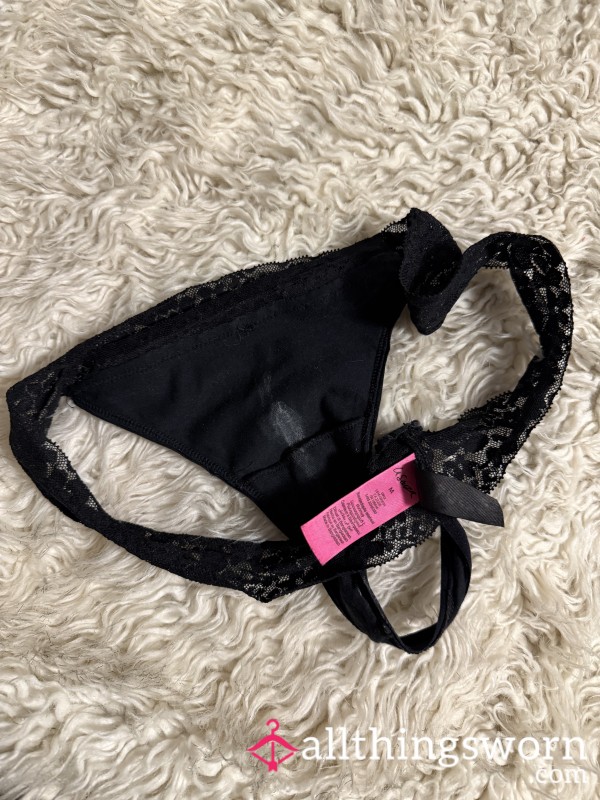 Black La Senza Lace Thong - Size Medium