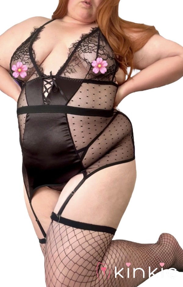 ♠️ Black Lace And Mesh Plus Size Lingerie Set With G String And Fishnet Stockings ♠️