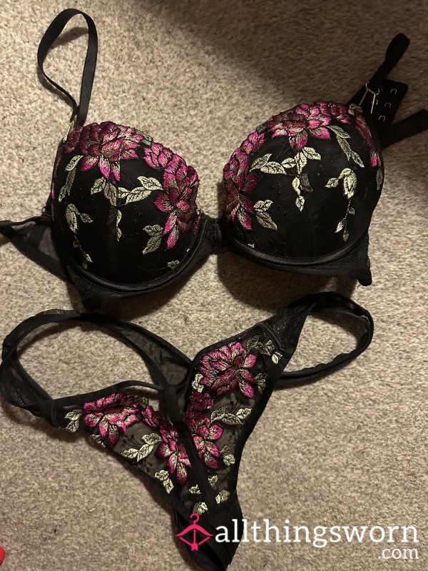Black Lace – Ann Summers Bra & Thong Set