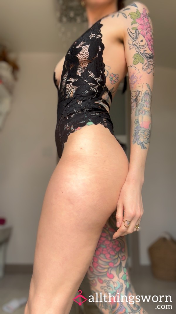 Black Lace Body Suit 🖤