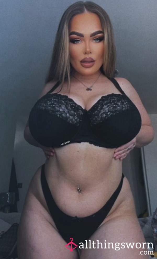 Well Worn Black Lace Bra - 32KK/L