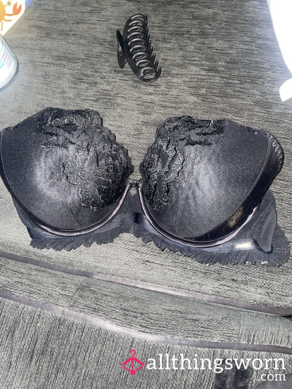 Black Lace Detail Bra Size 34E