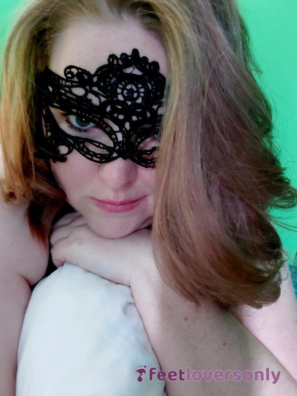 Black Lace Face Mask