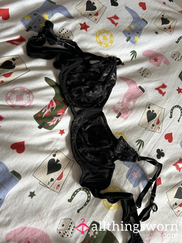 🖤 Worn Black Lace Bra – Lovehoney XL (Underwire, No Padding) 🖤