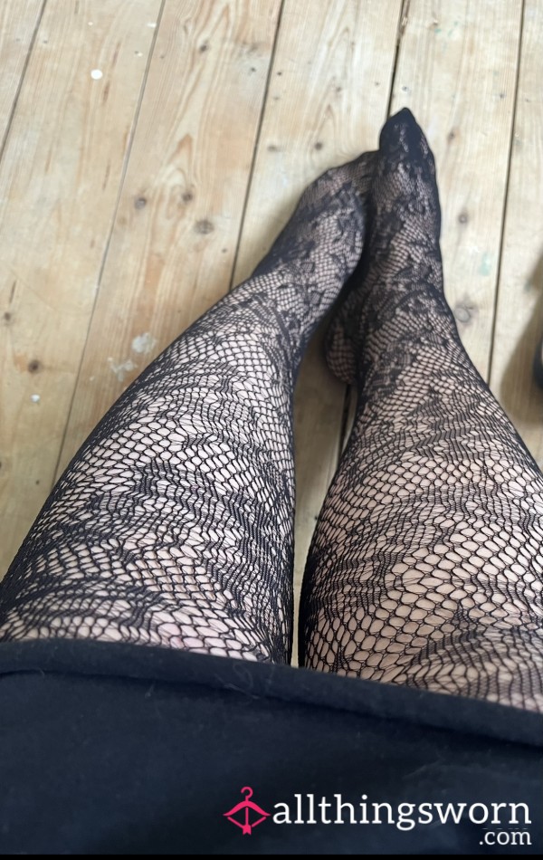 Black Lace Pattern Fishnets Size XL