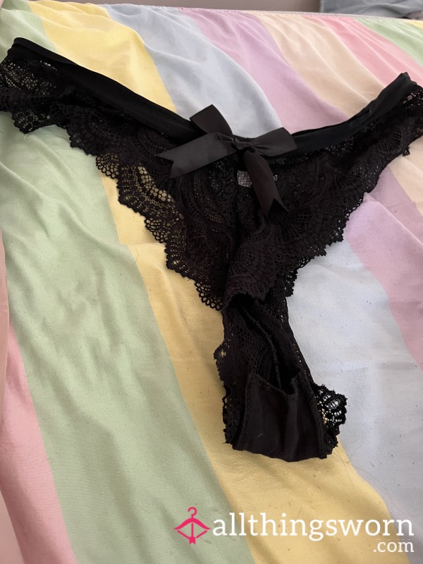 Black Lace Soiled Panties Worn For 3 Days, Heavily Creamed From Playing With My Wet Pu**y, C*m And The Occasional Pube In The Crotch. Smells Like Sweet Biscuits