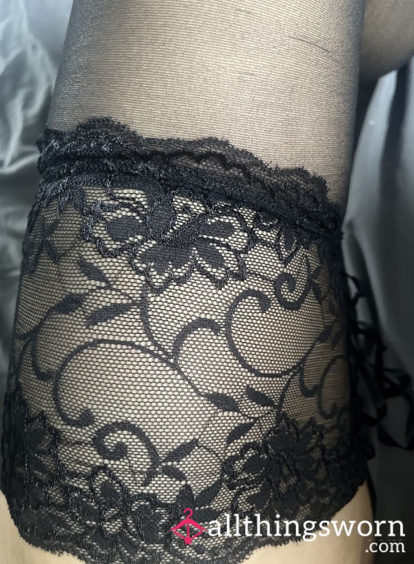 ‼️ CLEARANCE ‼️ Black Lace Stockings With Ribbon Lace Up At The Back 🖤❤️‍🔥