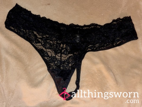 Black Lace Thong! 🖤