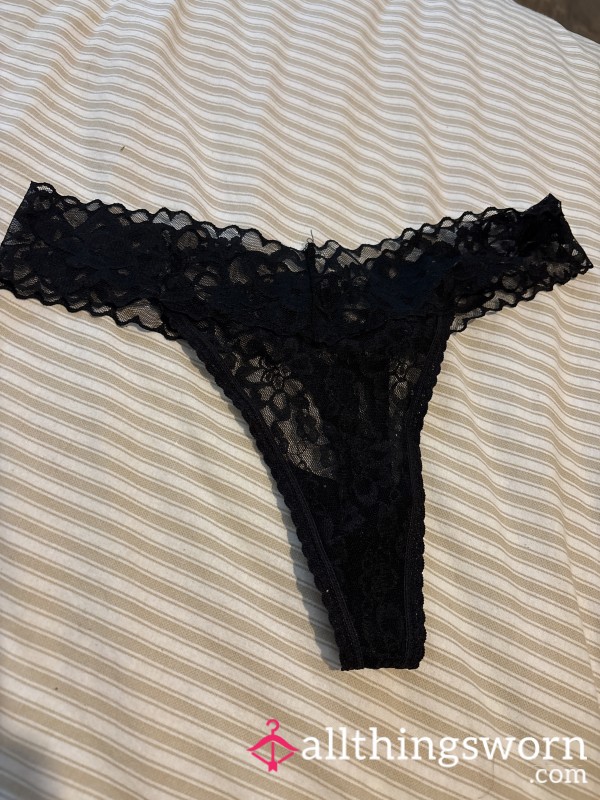 Black Lace Thong 🖤