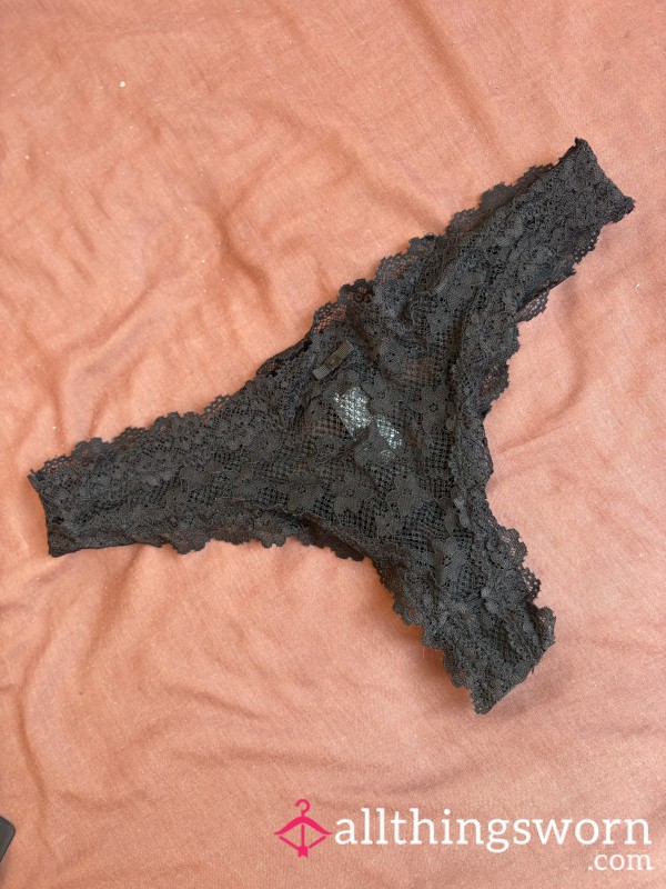 Black Lace Thong 🖤