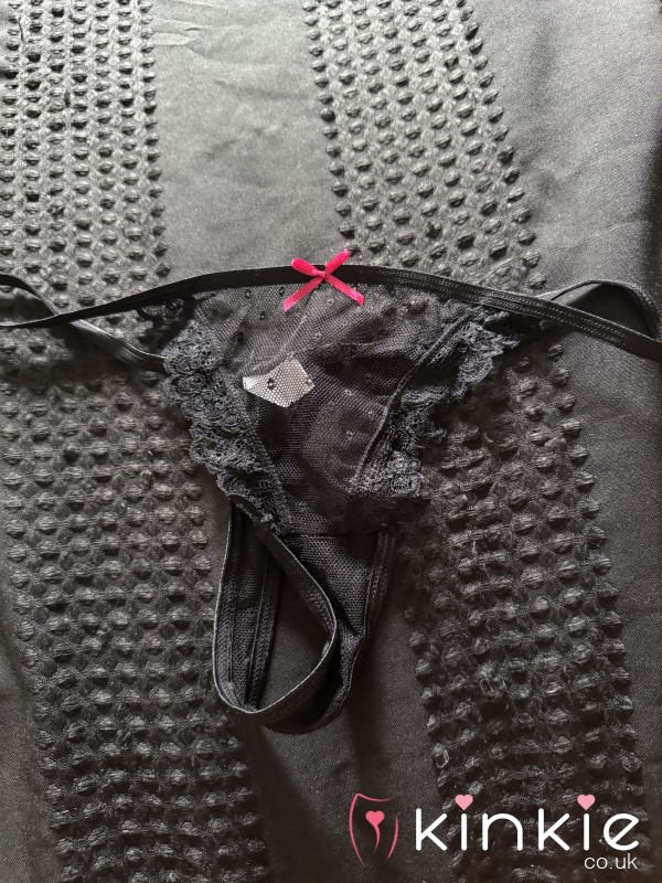 Black Lace Thong With Pink Bow
