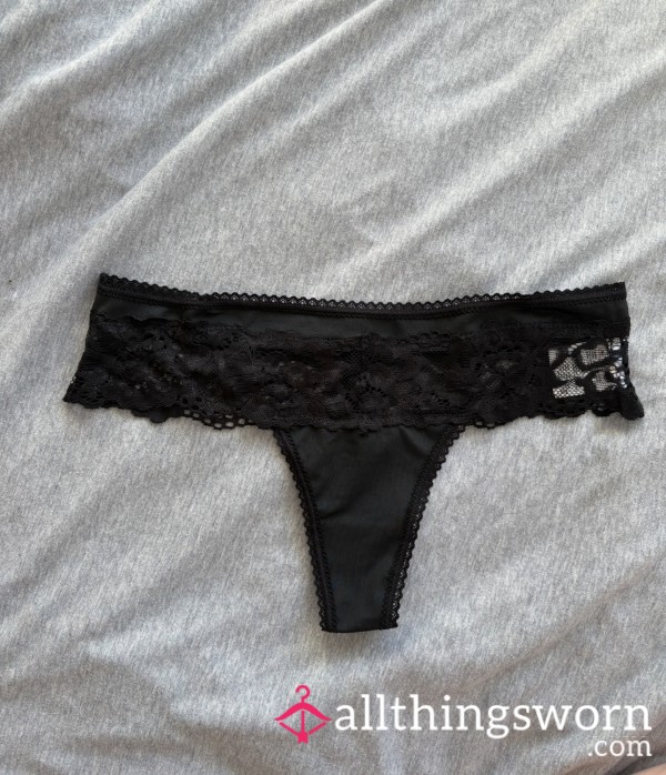 🖤 Black Lace Thong – Worn Elegance & Deep Temptation 💋